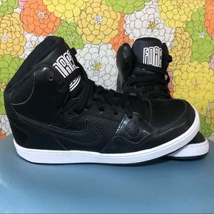 Nike Son of Force Mid Women’s Shoes